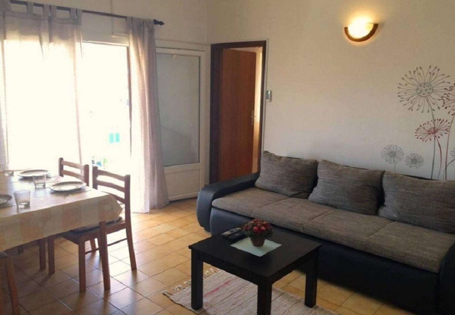 Apartments And Rooms Ognjen - Family Apartments With Free Parking 贝蒂纳 外观 照片