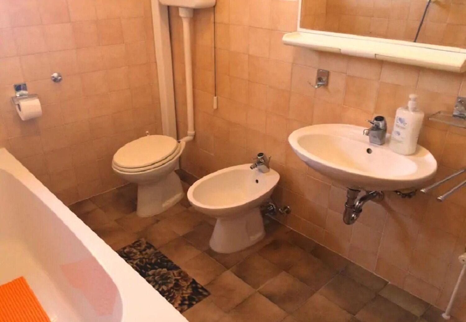 Apartments And Rooms Ognjen - Family Apartments With Free Parking 贝蒂纳 外观 照片